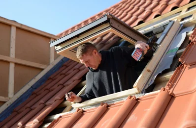 Pose de fenêtres de toit Velux à Publy
